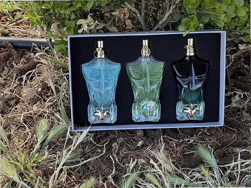 Jean Paul Gaultier Le Beau Eau de Parfum Spray Travel Set 3 x 1.4 fl oz